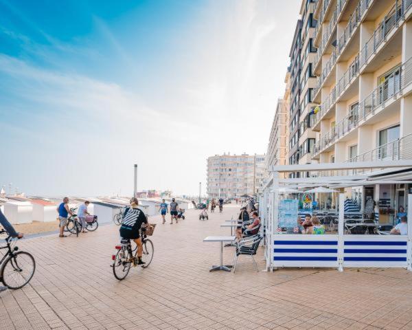 奥斯滕德Zonnig Aan Zee In Mariakerke公寓 外观 照片
