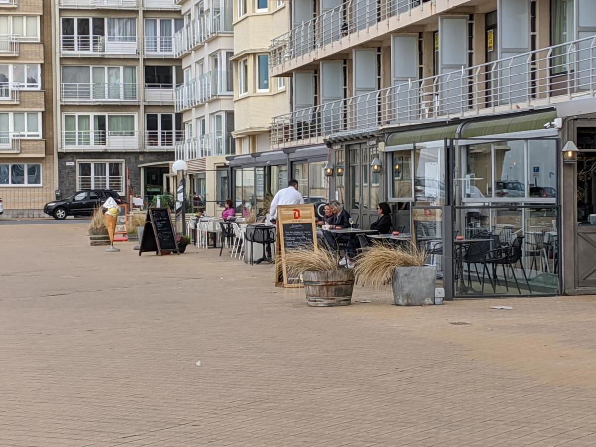 奥斯滕德Zonnig Aan Zee In Mariakerke公寓 外观 照片